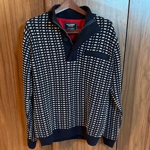 Hollister Men's Black and White Patterned Zip-Up Sweater